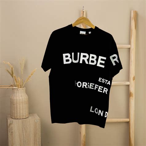 kaos Burberry